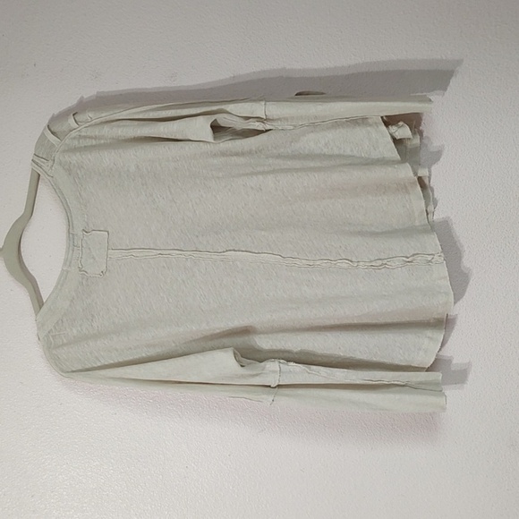 We The Free Melody Pintuck Linen and Cotton Henley Size M - Picture 2 of 4